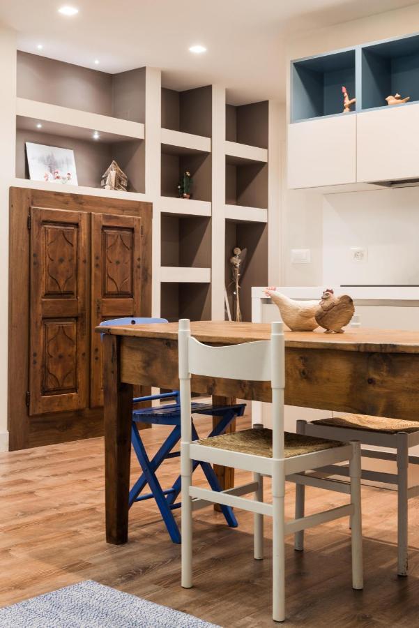 Cosy En Ville Apartment In Aosta Center ภายนอก รูปภาพ